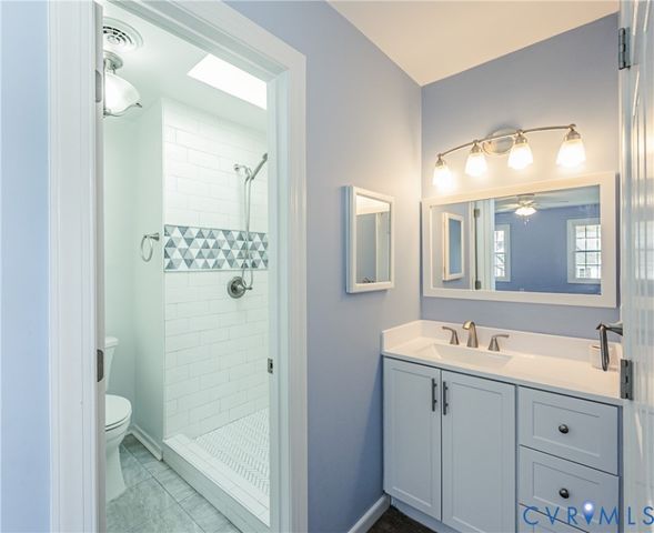 9645 Kingscroft Dr, Glen Allen, VA 23060