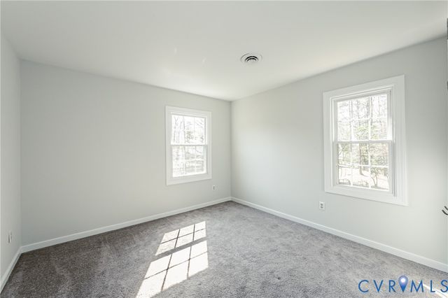 9645 Kingscroft Dr, Glen Allen, VA 23060