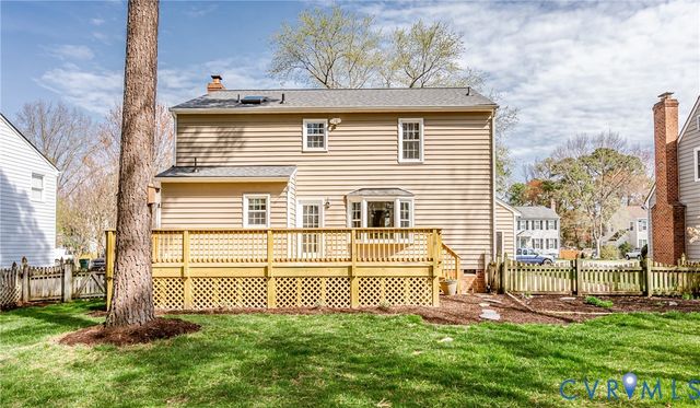 9645 Kingscroft Dr, Glen Allen, VA 23060