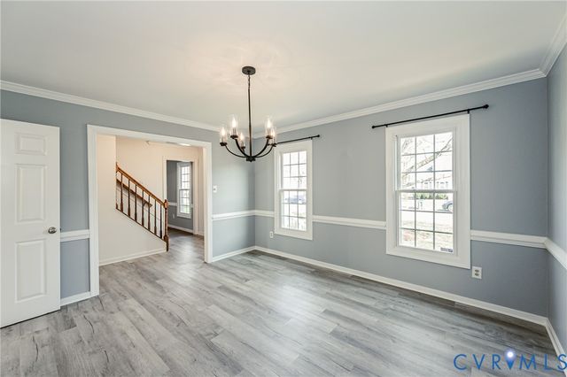 9645 Kingscroft Dr, Glen Allen, VA 23060