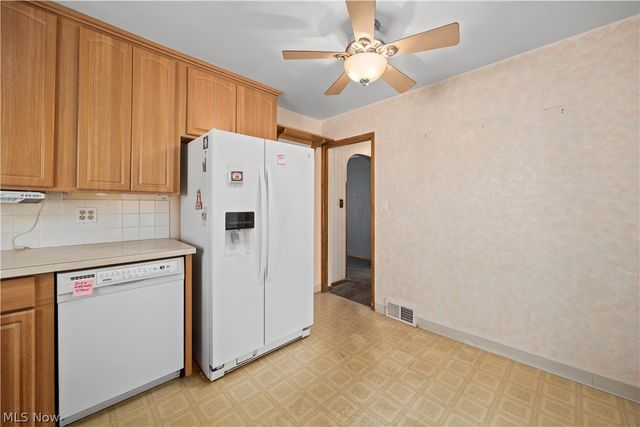 7790 Lewis Road, Olmsted Falls, OH 44138