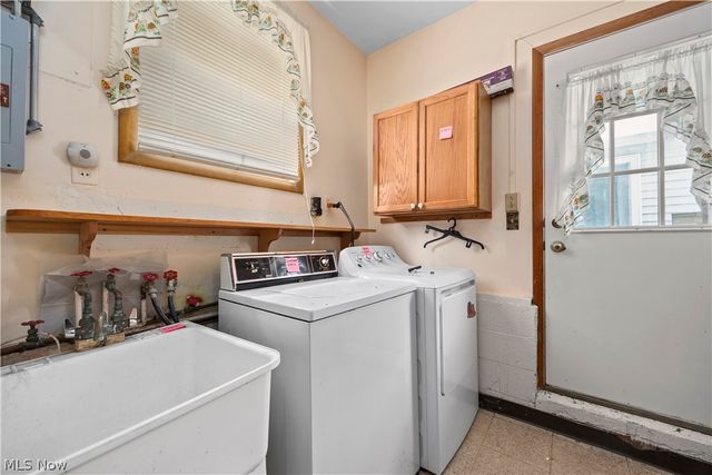 7790 Lewis Road, Olmsted Falls, OH 44138