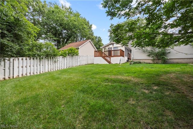 7790 Lewis Road, Olmsted Falls, OH 44138