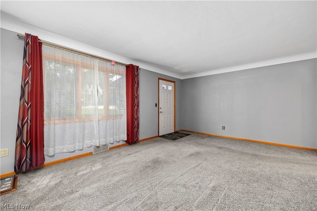 7790 Lewis Road, Olmsted Falls, OH 44138