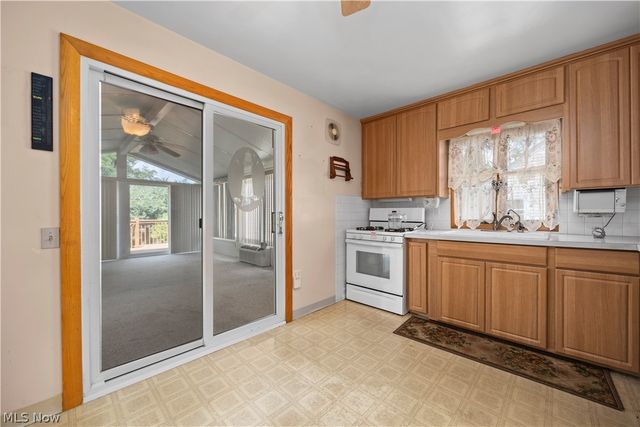7790 Lewis Road, Olmsted Falls, OH 44138