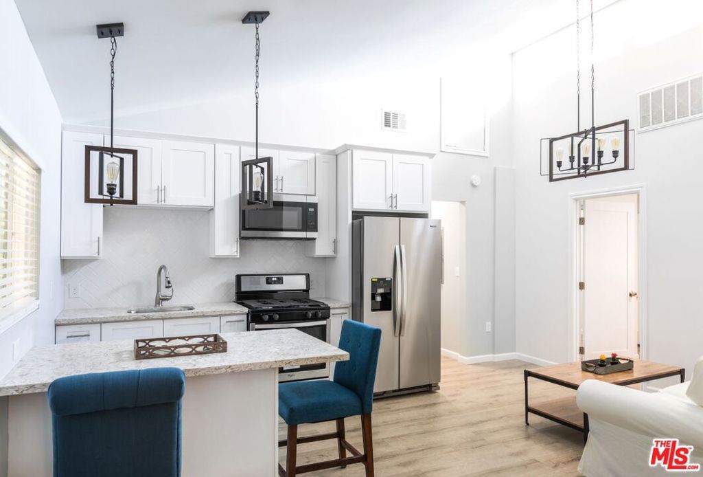 1273 W 36th Place, Los Angeles, CA 90007 — photo 3