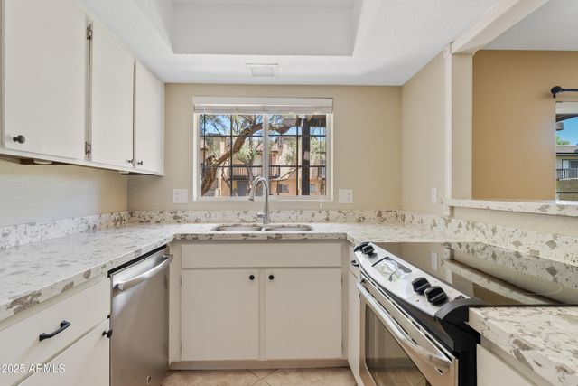 2232 W LINDNER Avenue 15, Mesa, AZ 85202
