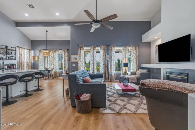 6211 W MCRAE Way, Glendale, AZ 85308