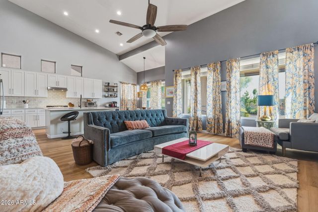 6211 W MCRAE Way, Glendale, AZ 85308