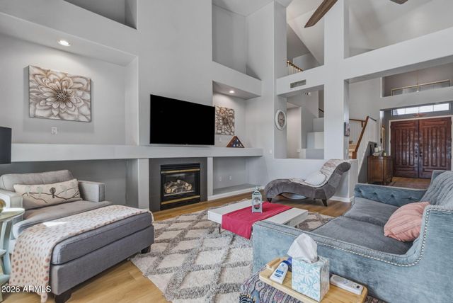 6211 W MCRAE Way, Glendale, AZ 85308