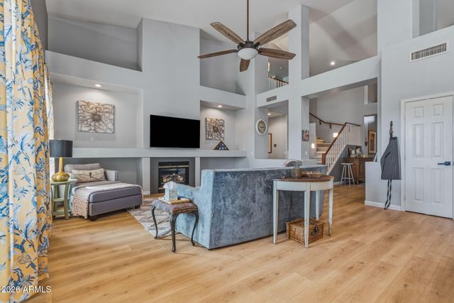 6211 W MCRAE Way, Glendale, AZ 85308