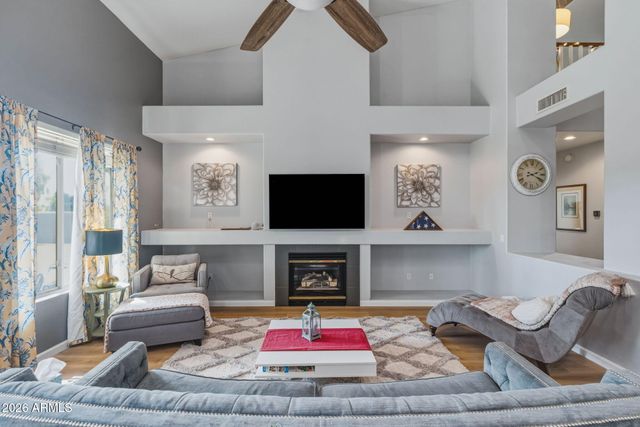 6211 W MCRAE Way, Glendale, AZ 85308