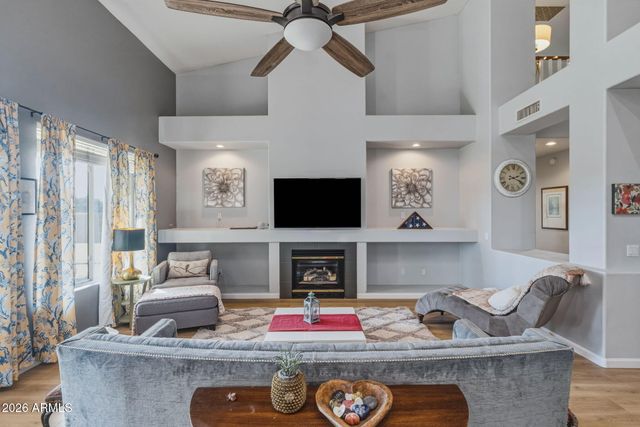 6211 W MCRAE Way, Glendale, AZ 85308