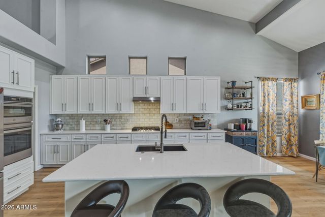 6211 W MCRAE Way, Glendale, AZ 85308