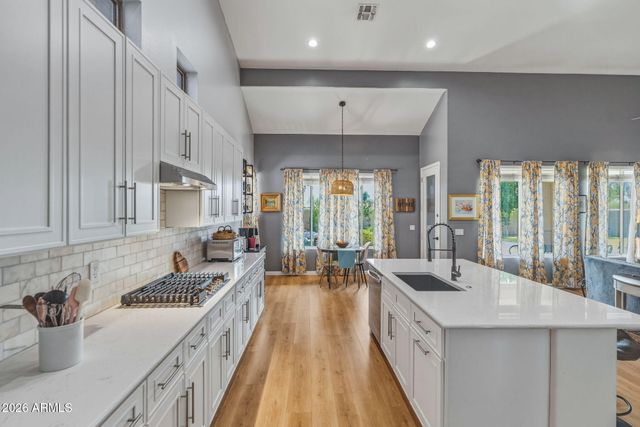 6211 W MCRAE Way, Glendale, AZ 85308