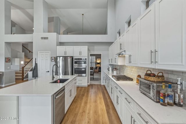 6211 W MCRAE Way, Glendale, AZ 85308