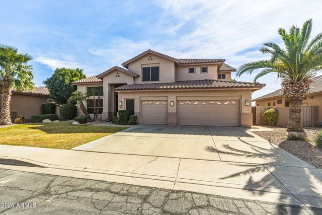 6211 W MCRAE Way, Glendale, AZ 85308