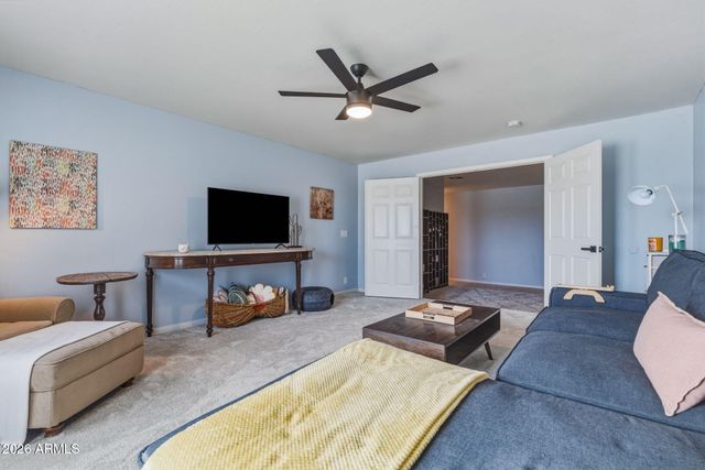 6211 W MCRAE Way, Glendale, AZ 85308