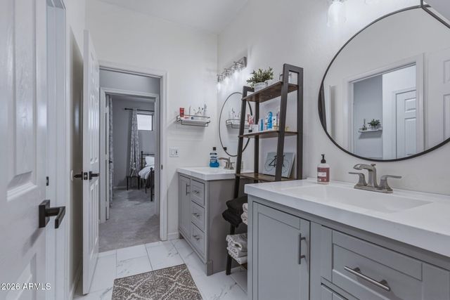 6211 W MCRAE Way, Glendale, AZ 85308