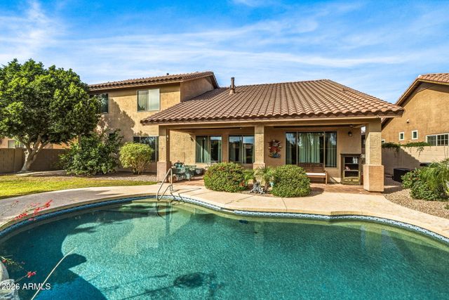 6211 W MCRAE Way, Glendale, AZ 85308