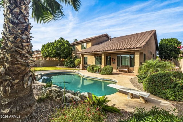 6211 W MCRAE Way, Glendale, AZ 85308