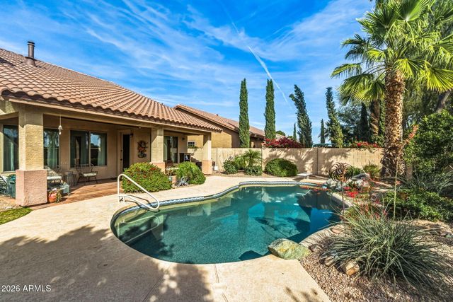 6211 W MCRAE Way, Glendale, AZ 85308