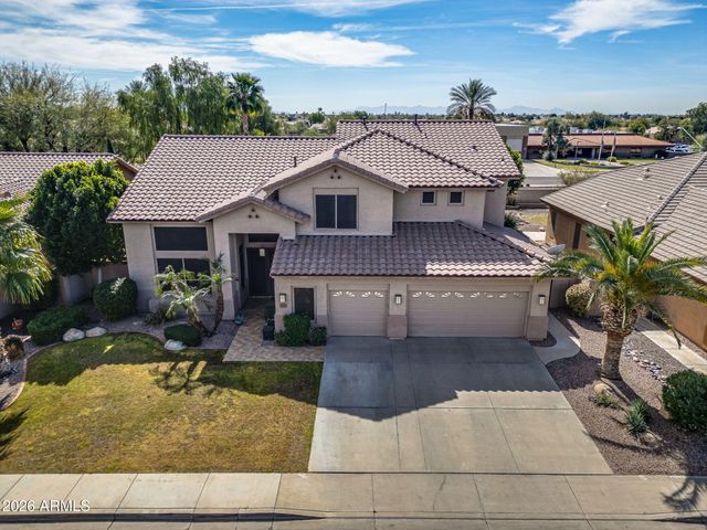 6211 W MCRAE Way, Glendale, AZ 85308