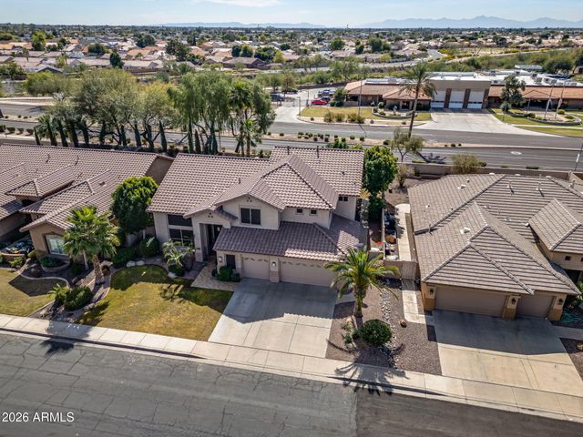 6211 W MCRAE Way, Glendale, AZ 85308