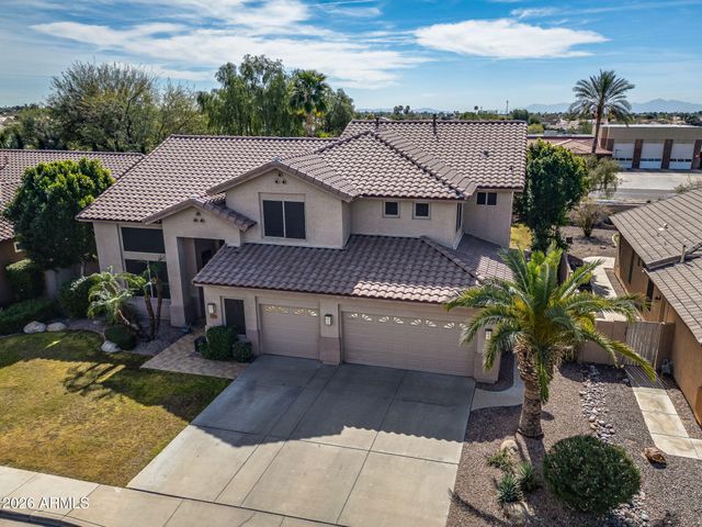 6211 W MCRAE Way, Glendale, AZ 85308