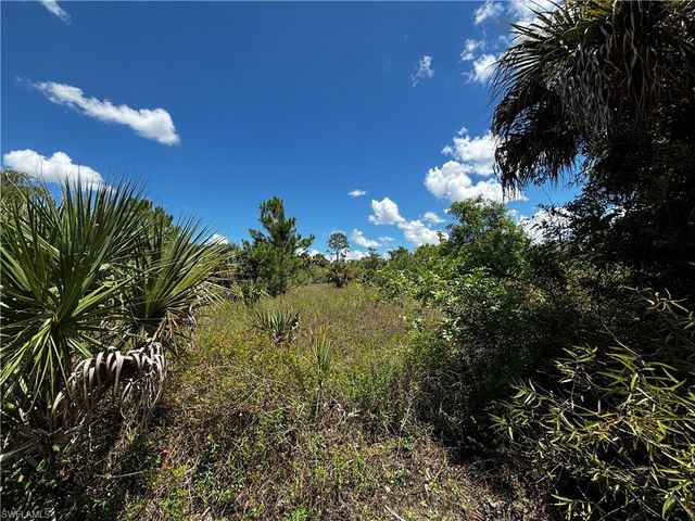 3485 35th AVE NE, Naples, FL 34120