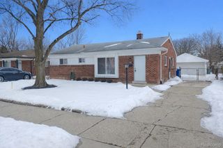 21734 Eastwood Court, Warren, MI 48089