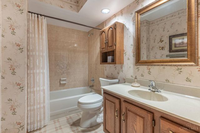 4812 Shannon Way, Middletown, OH 45042