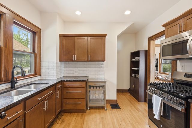 45 Benjamin Avenue NE, Grand Rapids, MI 49503