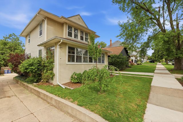 45 Benjamin Avenue NE, Grand Rapids, MI 49503