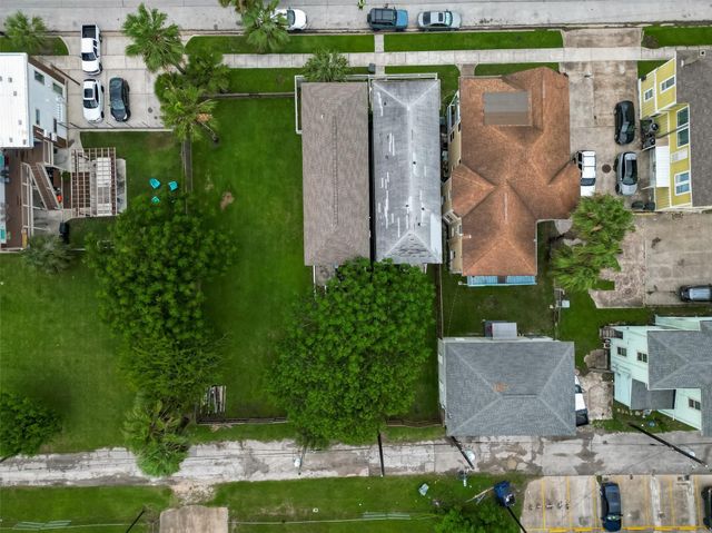 2815 Ball Street, Galveston, TX 77550