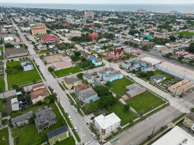 2815 Ball Street, Galveston, TX 77550