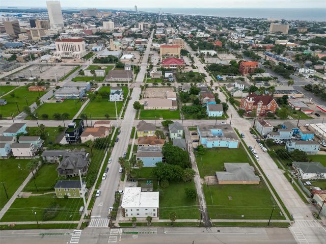 2815 Ball Street, Galveston, TX 77550
