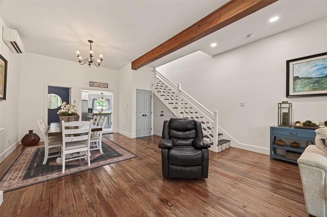 2815 Ball Street, Galveston, TX 77550