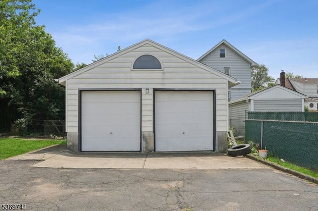 347 Piaget Ave, Clifton City, NJ 07011