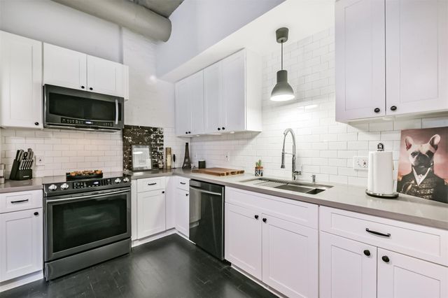 705 Main Street 321, Houston, TX 77002