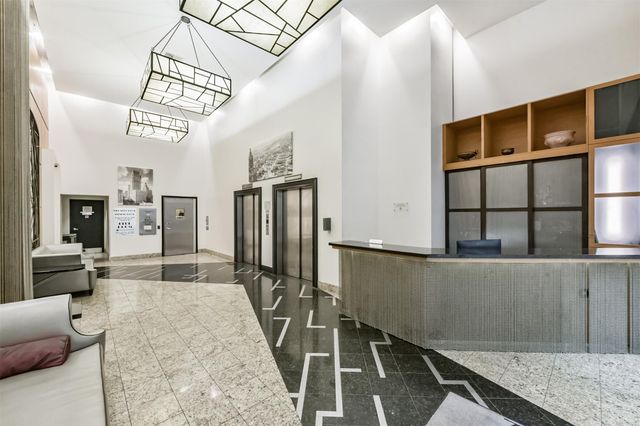 705 Main Street 321, Houston, TX 77002