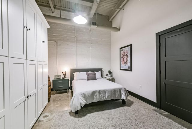 705 Main Street 321, Houston, TX 77002