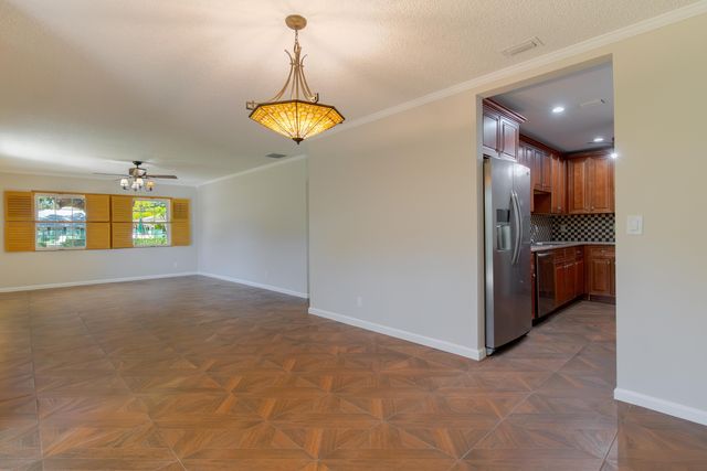 10124 45th Avenue S 410, Boynton Beach, FL 33436