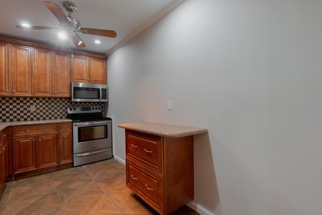 10124 45th Avenue S 410, Boynton Beach, FL 33436