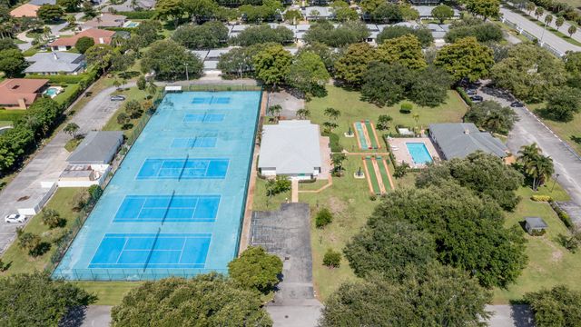 10124 45th Avenue S 410, Boynton Beach, FL 33436