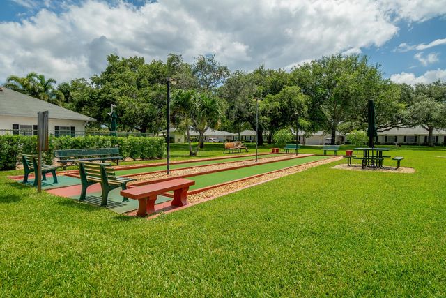 10124 45th Avenue S 410, Boynton Beach, FL 33436