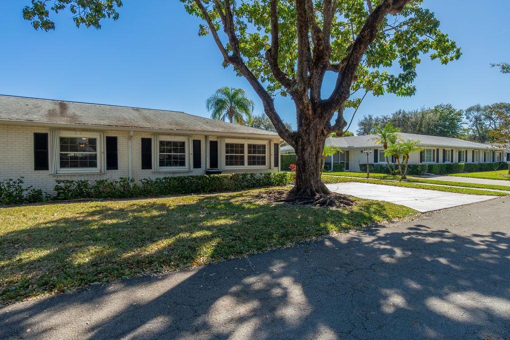 10124 45th Avenue S 410, Boynton Beach, FL 33436