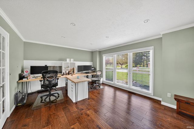 15610 Durham Way, Granger, IN 46530
