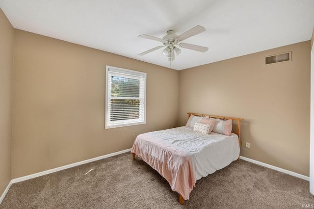 15610 Durham Way, Granger, IN 46530