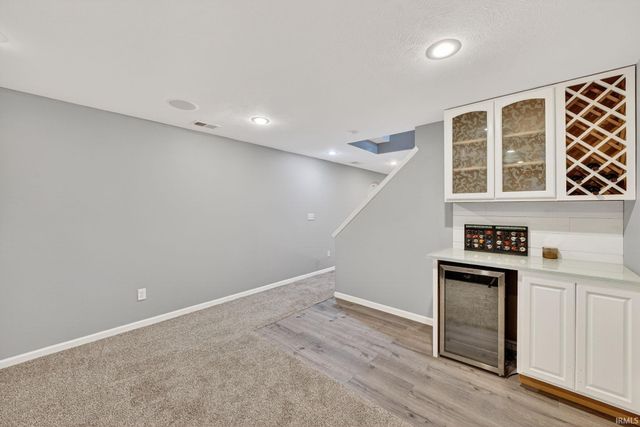 15610 Durham Way, Granger, IN 46530